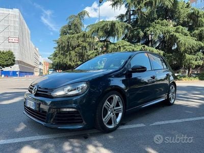 Blu Usata 2010 VW Golf VI R Utilitaria | 18.500 €