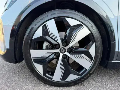 Usata Renault Mégane Techno 160 kW (218 CV) 2023 Grigio chiaro