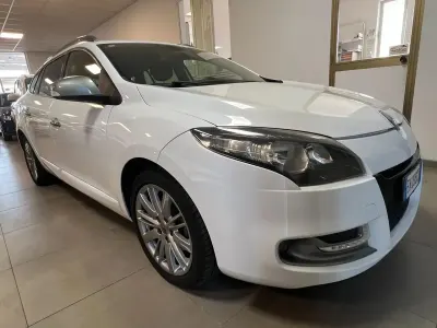 Usata Renault Mégane GT Line GT-Line 110 CV (80 kW) 2012 Bianco Station wagon