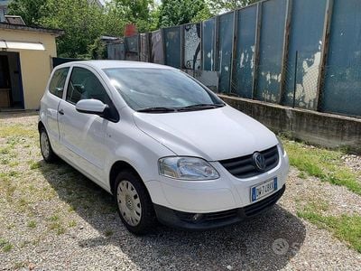 Usata VW Fox 75 CV (55 kW) 2009 Bianco Utilitaria