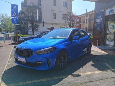 Usata BMW 118 M Sport 150 CV (110 kW) 2021 Blu/azzurro Utilitaria