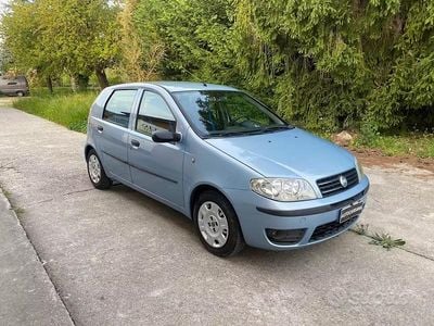 Gebraucht Fiat Punto 69 PS (50 kW) 2004 Blau Kleinwagen
