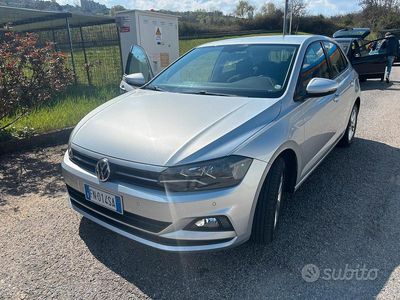 Usata VW Polo Comfortline 80 CV (58 kW) 2018 Grigio Utilitaria