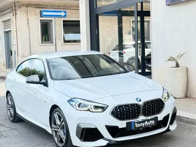Begagnad BMW M235 Comfort Edition 306 HK (225 kW) 2022 Vit Sportkupé