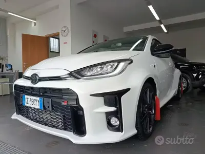 Usata Toyota Yaris 261 CV (191 kW) 2021 Bianco Utilitaria