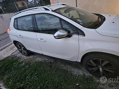 Usata Peugeot 2008 115 CV (84 kW) 2013 Bianco SUV
