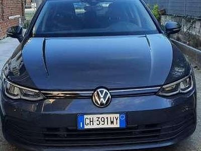 Usata VW Golf VIII Life 131 CV (96 kW) 2022 Berlina