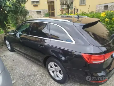 Usata Audi A4 150 CV (110 kW) 2017 Nero Station wagon