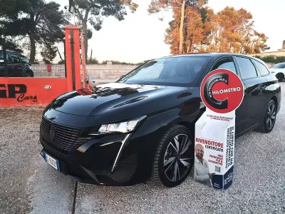 Usata Peugeot 308 Allure 131 CV (96 kW) 2023 Nero Station wagon