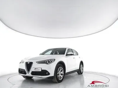 Usata Alfa Romeo Stelvio Veloce 209 CV (153 kW) 2021 Nero SUV