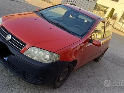 Usata Fiat Punto 2003 Rosso Utilitaria