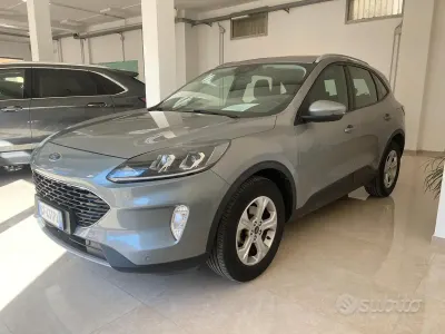 Usata Ford Kuga 120 CV (88 kW) 2021 Grigio SUV