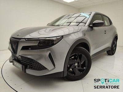 Usata Alfa Romeo Junior 145 CV (106 kW) 2025 Grigio SUV