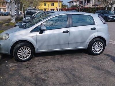 Usata Fiat Punto 77 CV (56 kW) 2012 Utilitaria
