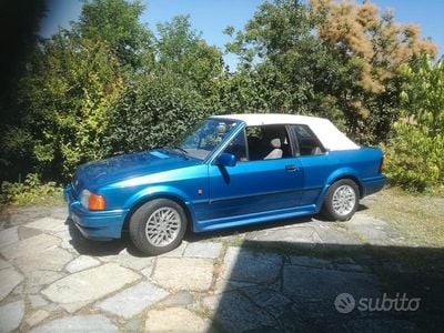 Usata Ford Escort Cabriolet 1988 Blu Cabrio