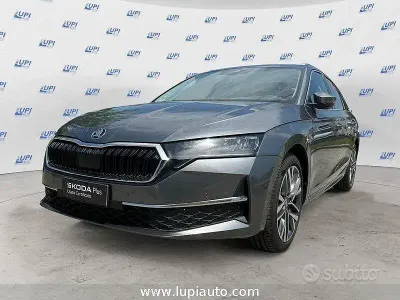Nuova Skoda Octavia Style 150 CV (110 kW) 2025 Grigio Station wagon