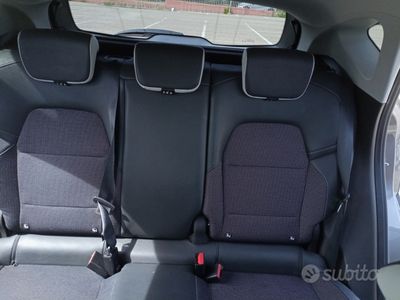 Usata Renault Captur 91 CV (66 kW) 2022 Grigio SUV