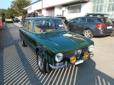 Usata Alfa Romeo Giulia 1300 80 CV (58 kW) 1968 Verde Berlina