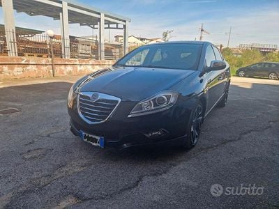Usata Lancia Delta 120 CV (88 kW) 2013 Nero Utilitaria