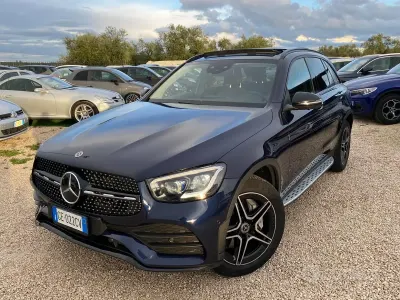 Usata Mercedes GLC300 Premium 245 CV (180 kW) 2021 Blu/azzurro SUV