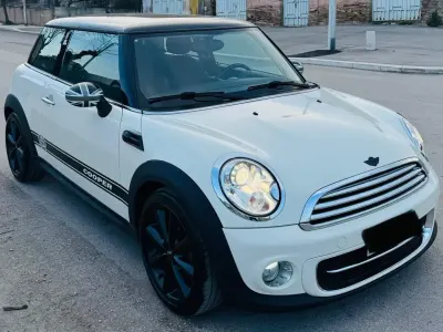 Usata Mini One D 111 CV (81 kW) 2012 Bianco Utilitaria