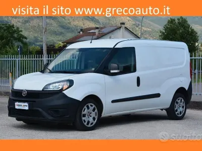 Usata Fiat Doblò 105 CV (77 kW) 2021 Bianco Monovolume