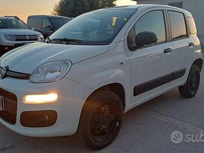 Gebraucht Fiat Panda 4x4 Pop 86 PS (63 kW) 2019 Weiß Kleinwagen