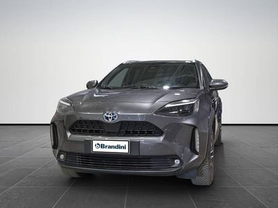 Begagnad Toyota Yaris Cross Trend 116 HK (85 kW) 2022 Grå SUV