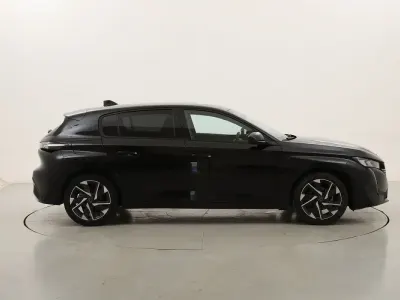 Usata Peugeot 308 Allure 131 CV (96 kW) 2024 Neronero Berlina