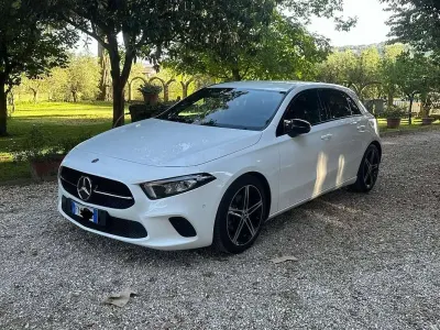 Usata Mercedes A180 136 CV (100 kW) 2019 Bianco Berlina