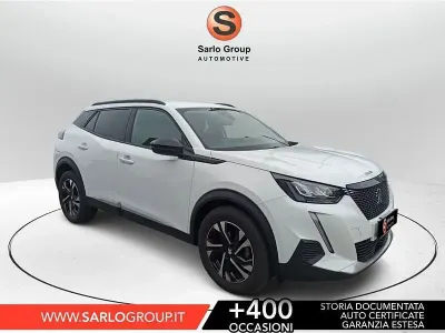 Usata Peugeot 2008 Allure 131 CV (96 kW) 2022 Bianco SUV