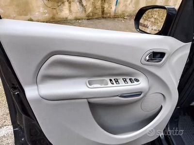 Usata Citroën C3 Picasso Exclusive 119 CV (87 kW) 2009 Nero Monovolume