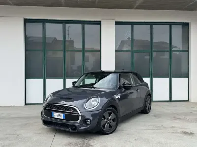 Usata Mini Cooper S 178 CV (130 kW) 2021 Grigio Utilitaria