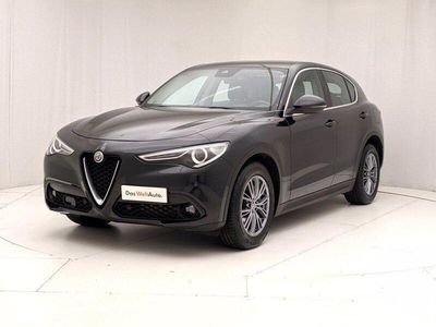 Usata Alfa Romeo Stelvio Executive 180 CV (132 kW) 2017 Nero SUV