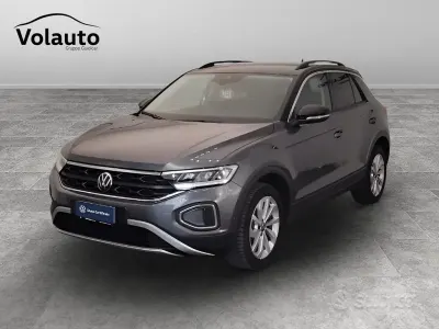Usata VW T-Roc Edition 116 CV (85 kW) 2024 Grigio SUV