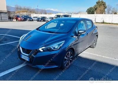Gebraucht Nissan Micra 90 PS (66 kW) 2019 Grau Kleinwagen