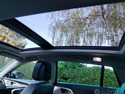 Usata Opel Insignia 160 CV (117 kW) 2011 Nero Station wagon