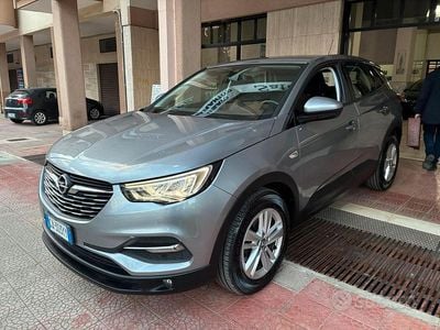 Usata Opel Grandland X 131 CV (96 kW) 2020 Grigio SUV