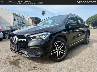 Begagnad Mercedes GLA180 Advanced Plus 136 HK (100 kW) 2022 Svart SUV