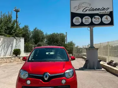 Usata Renault Twingo SE 69 CV (50 kW) 2017 Rosso Utilitaria