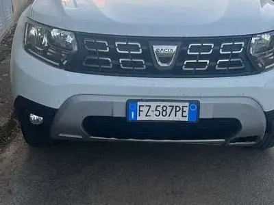 Usata Dacia Duster Prestige 101 CV (74 kW) 2020 SUV