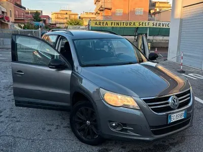 Usata VW Tiguan Track & Field 140 CV (102 kW) 2011 Grigio SUV
