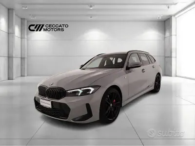 Usata BMW 330 M Sport 286 CV (210 kW) 2023 Grigio Station wagon