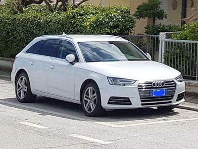 Usata Audi A4 Business 190 CV (139 kW) 2016 Bianco Station wagon