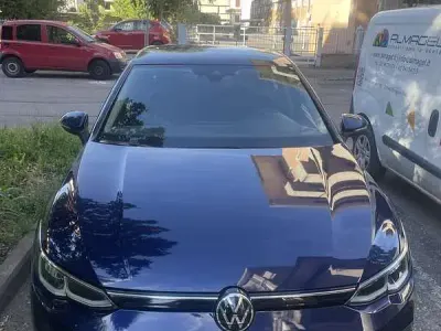 Usata VW Golf VIII Highline 102 CV (75 kW) 2021 Berlina