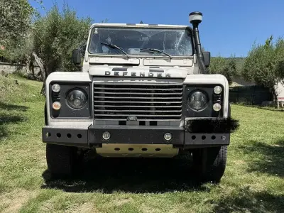 Usata Land Rover Defender 113 CV (83 kW) 1992 SUV