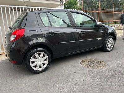 Usata Renault Clio II 75 CV (55 kW) 2011