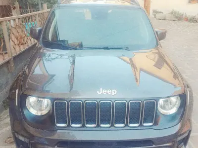 Begagnad Jeep Renegade Night Eagle 120 HK (88 kW) 2019 Grå SUV