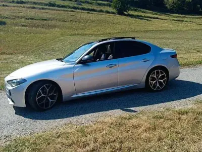 Usata Alfa Romeo Giulia Tech Edition 160 CV (117 kW) 2019 Berlina