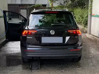 Usata VW Tiguan 116 CV (85 kW) 2017 Nero SUV